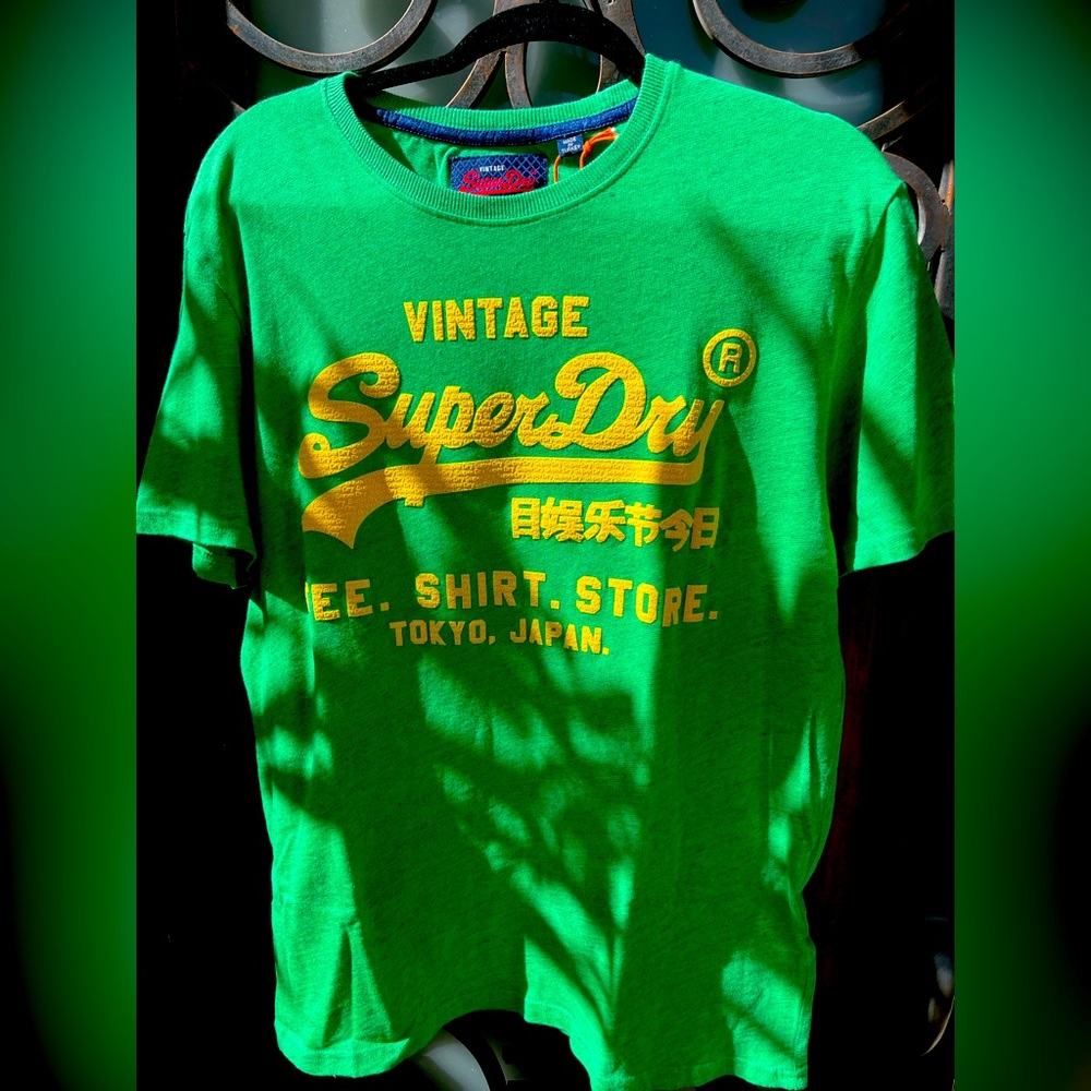 Brand new Super Dry t-shirt.